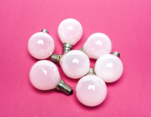 Lâmpada bolinha de LED: guia de compra para não escolher errado